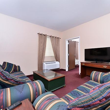 Americas Best Value Inn Somerville Texas Номер фото