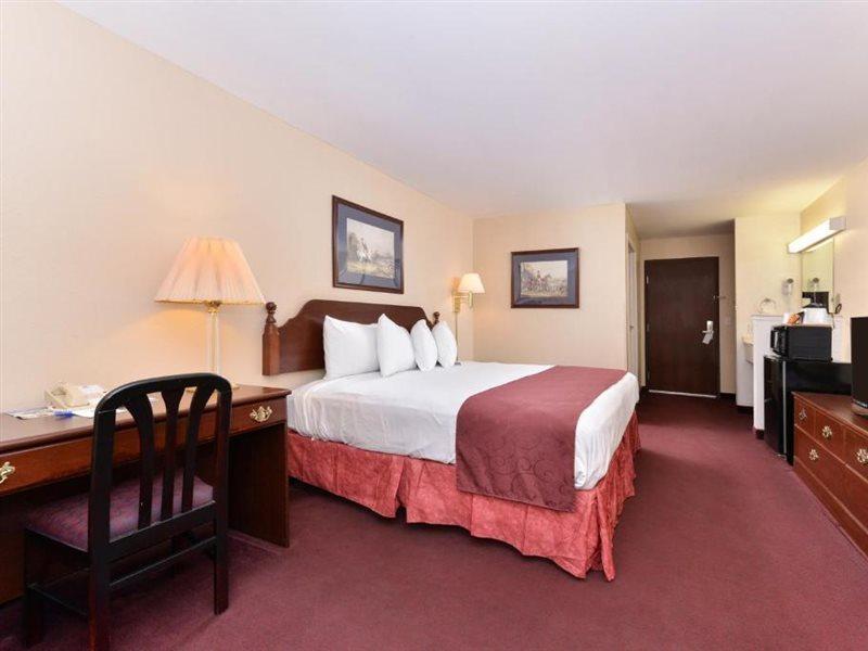 Americas Best Value Inn Somerville Texas Екстер'єр фото